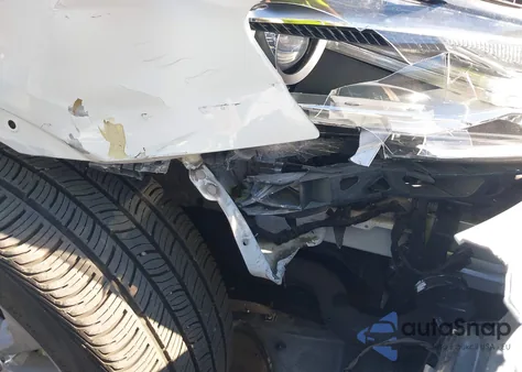 2017 Audi Q3 2.0T Premium из США, поврежденный, VIN WA1JCCFSXHR008940